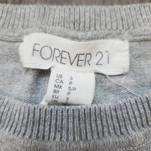 Sweater - Picture 6 of 6